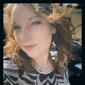 Meet your Posher, Julie